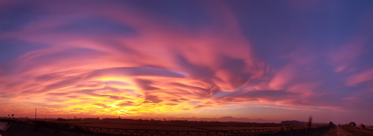 Fotografia del cielo di Roberto Spateri &mdash; Cameri (Novara), 29 ottobre 2017.