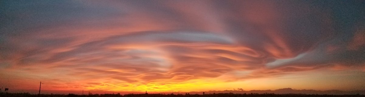 Fotografia del cielo di Roberto Spateri &mdash; Cameri (Novara), 29 ottobre 2017.