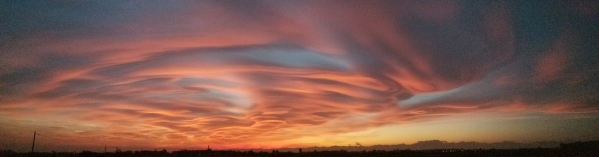 Fotografia del cielo di Roberto Spateri &mdash; Cameri (Novara), 29 ottobre 2017.