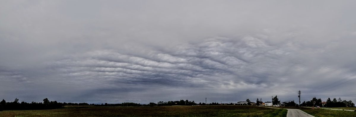 Fotografia del cielo di Roberto Spateri &mdash; Bellinzago Novarese (Novara), 22 settembre 2019.