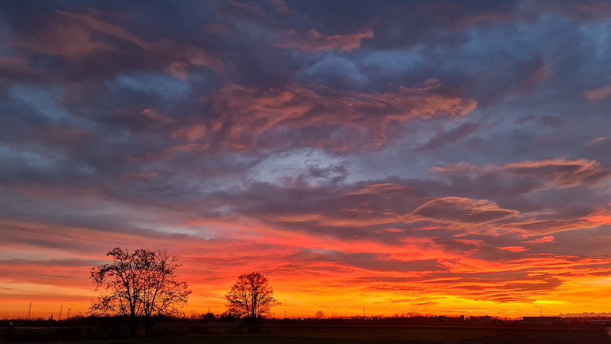 Fotografia del cielo di Roberto Spateri &mdash; Cameri (Novara), 3 febbraio 2023.