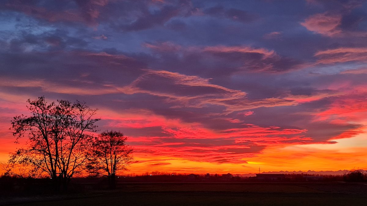 Fotografia del cielo di Roberto Spateri &mdash; Cameri (Novara), 3 febbraio 2023.