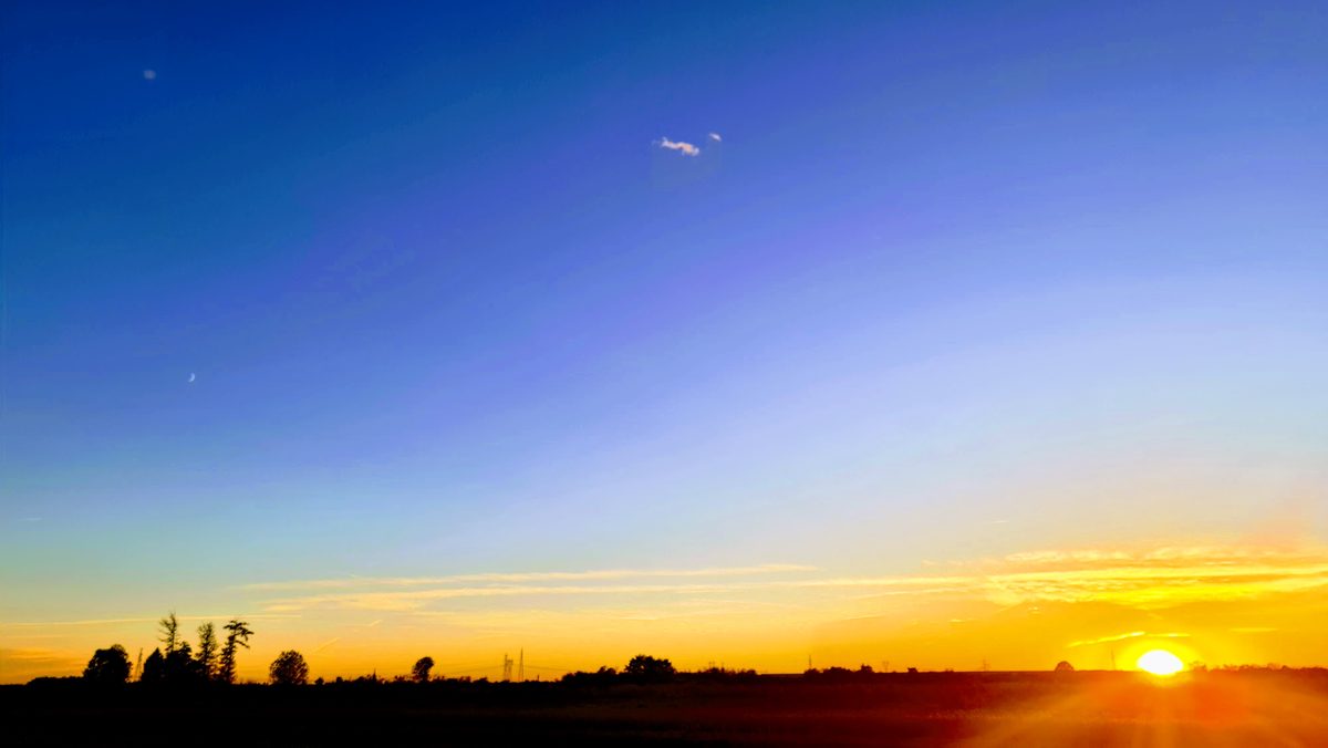 Fotografia del cielo di Roberto Spateri &mdash; Cameri (Novara), 17 novembre 2023.