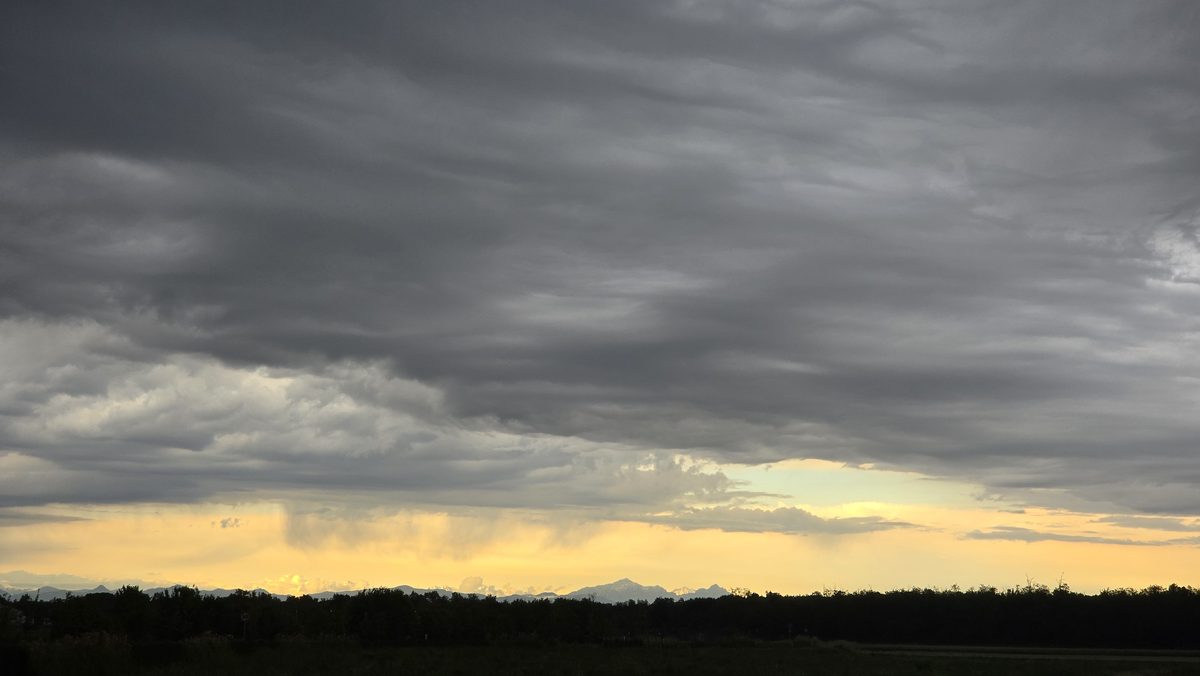 Fotografia del cielo di Roberto Spateri &mdash; Cameri (Novara), 14 maggio 2026.